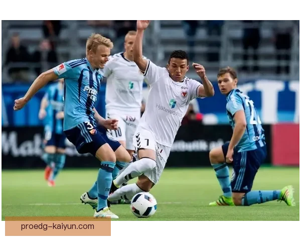 英超奥多松·爱德华表现稳健，成为球队进攻的重要一环