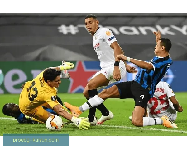 足球主队表现持续提升，近期状态呈现回暖趋势